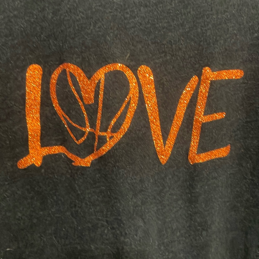 🌸 3/$15 Orange and black basketball mom t shirt, size medium